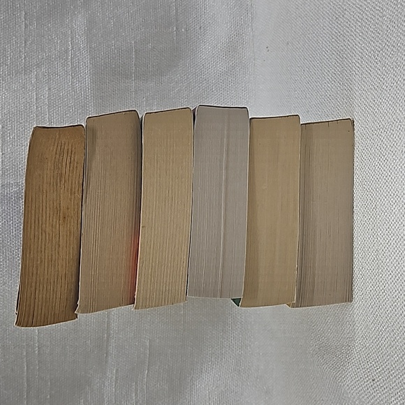 Christine Feehan Book Bundle - Picture 6 of 10